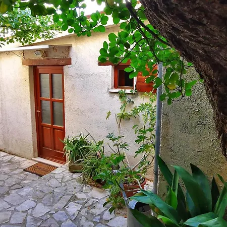 Apartman Studio Belvedere